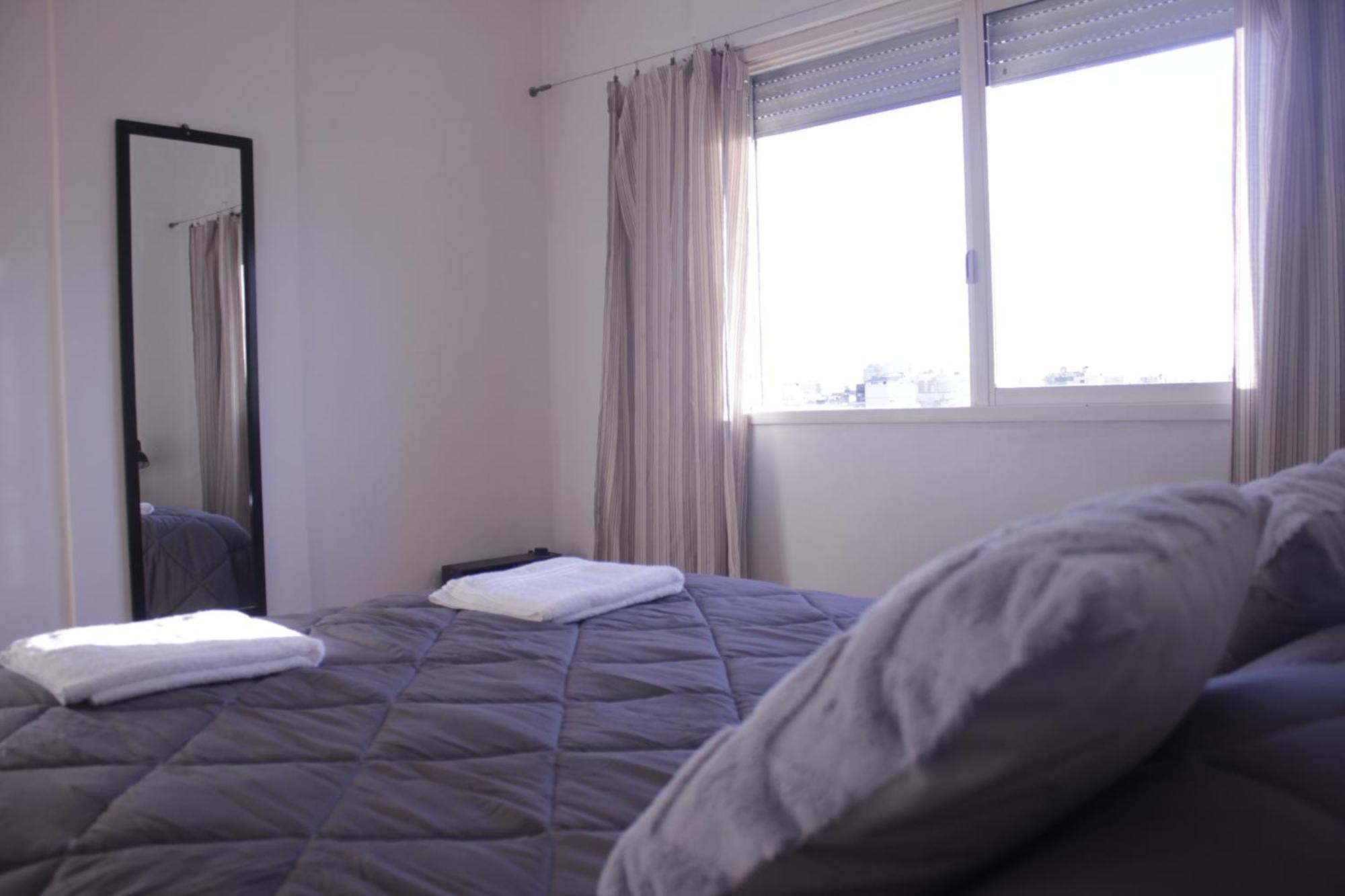 Bright & Spacious Flat In Almagro-perfect For Groups And Families * Buenos Aires