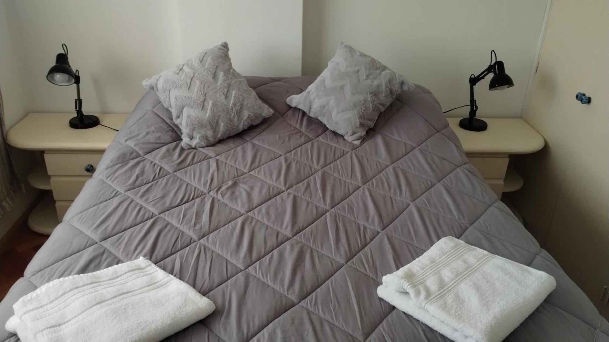 Bright & Spacious Flat In Almagro-perfect For Groups And Families Apartment