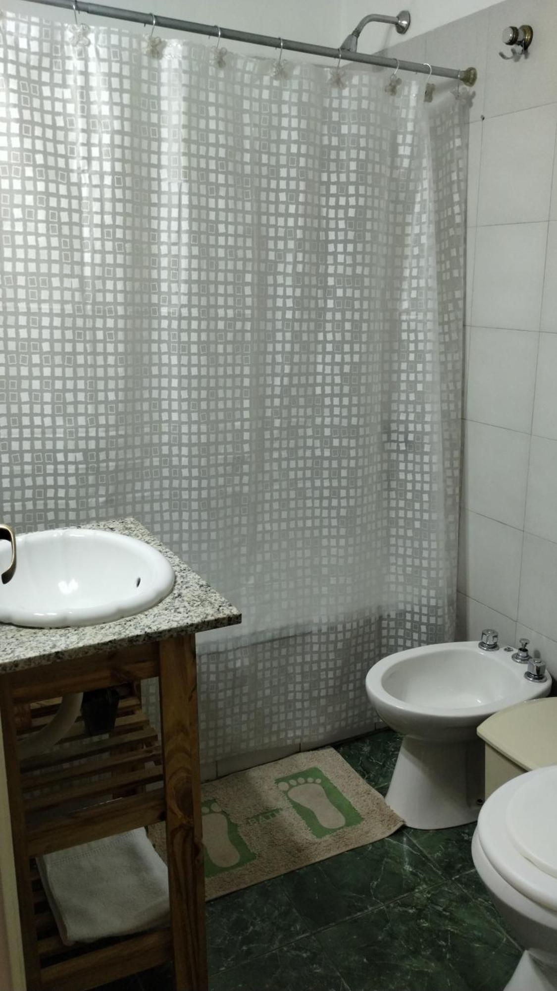 Bright & Spacious Flat In Almagro-perfect For Groups And Families * Buenos Aires